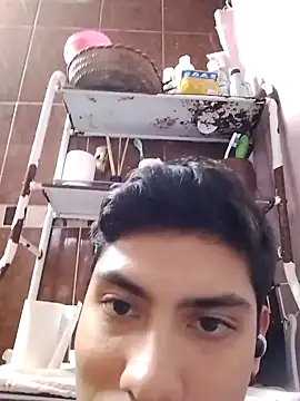 Snapshot of aispuro8505 chatting on 12, 9, 2025 aispuro8505 online show from 12, 9, 2025