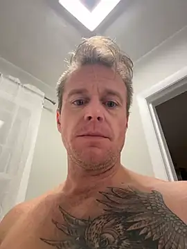 Snapshot of DILFiGuess11 chatting on 10, 1, 2026 DILFiGuess11 online show from 10, 1, 2026