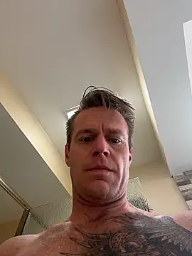 Snapshot of DILFiGuess11 chatting on 11, 1, 2026 DILFiGuess11 online show from 11, 1, 2026