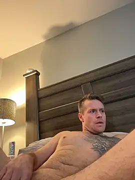 Snapshot of DILFiGuess11 chatting on 1, 2, 2026 DILFiGuess11 online show from 1, 2, 2026