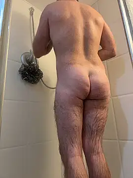 Snapshot of DILFiGuess11 chatting on 8, 2, 2026 DILFiGuess11 online show from 8, 2, 2026