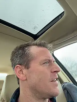 Snapshot of DILFiGuess11 chatting on 22, 2, 2026 DILFiGuess11 online show from 22, 2, 2026