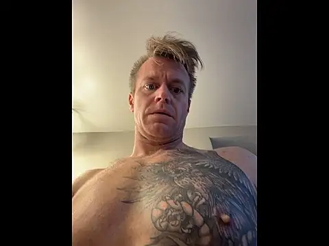 DILFiGuess11 online show from 5, 5, 2026