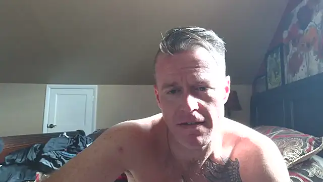 DILFiGuess11 online show from 30, 5, 2026