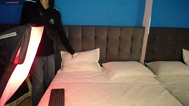 Aaron Fordd online show from 15, 10, 2025