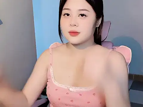  Llily  online show from 12, 9, 2025