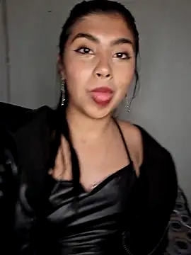 DianeSuns  online show from 8, 10, 2025