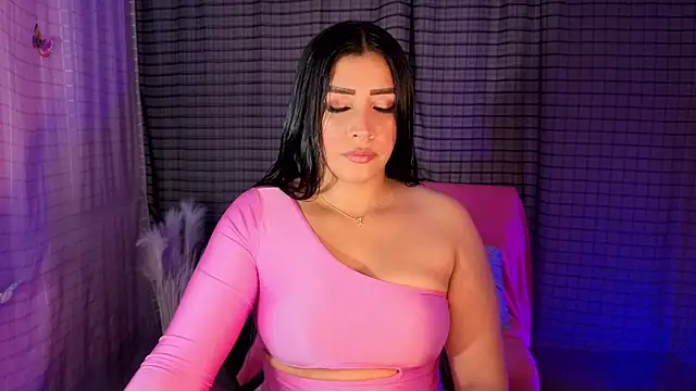 Snapshot of Kayleemorales chatting on 15, 1, 2026 Kayleemorales online show from 15, 1, 2026