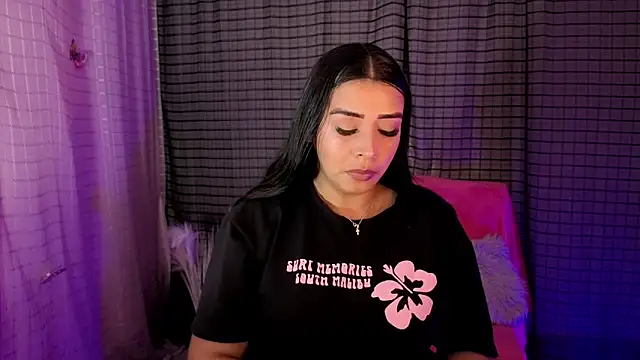 Snapshot of Kayleemorales chatting on 15, 2, 2026 Kayleemorales online show from 15, 2, 2026