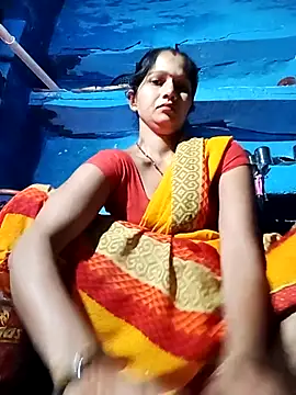 Jooli xx online show from 3, 10, 2025