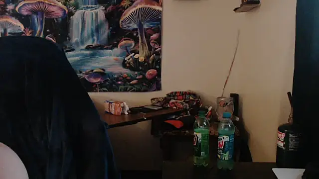 Snapshot of YoBlezz chatting on 22, 9, 2025 YoBlezz online show from 22, 9, 2025