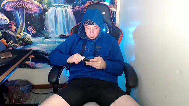 Snapshot of YoBlezz chatting on 17, 12, 2025 YoBlezz online show from 17, 12, 2025