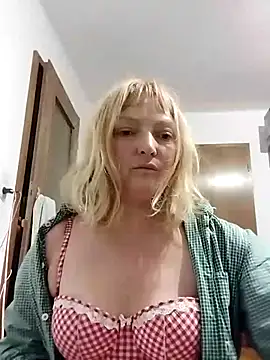 Snapshot of LiluLiluLilu chatting on 22, 9, 2025 LiluLiluLilu online show from 22, 9, 2025