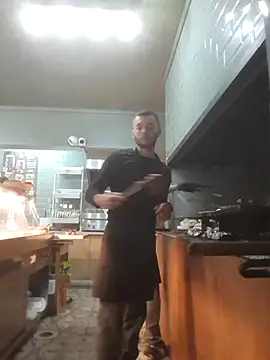 LeonNovaro online show from 30, 10, 2025