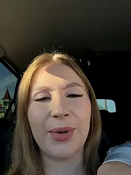 Snapshot of tinyolha chatting on 19, 10, 2025 tinyolha online show from 19, 10, 2025