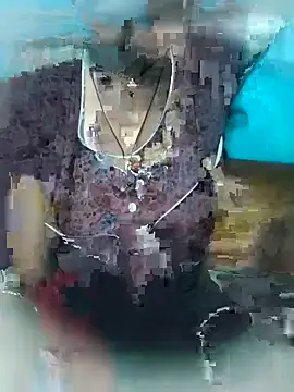 posewith online show from 2, 10, 2025