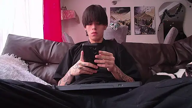 Anhonymus  online show from 20, 12, 2025