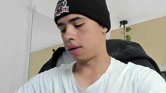 Muscle Scott online show from 6, 10, 2025