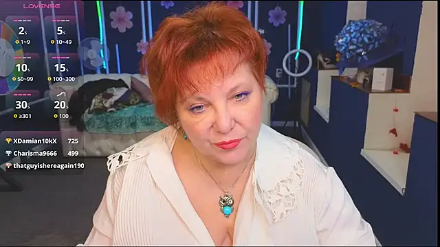 Kira Kenett online show from 2, 12, 2025