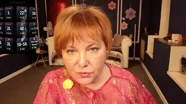 Kira Kenett online show from 13, 5, 2026