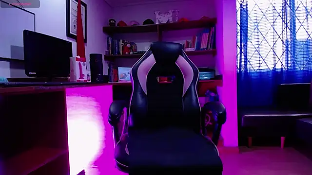 GretaVoss  online show from 28, 10, 2025