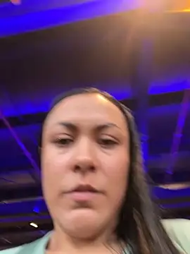 TiffanyyLam online show from 22, 9, 2025