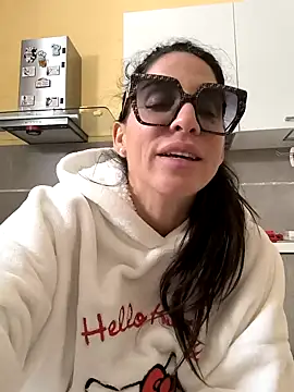 sexy7883 online show from 9, 1, 2025