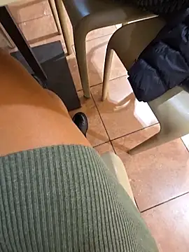 Snapshot of sexy7883 chatting on 30, 10, 2025 sexy7883 online show from 30, 10, 2025