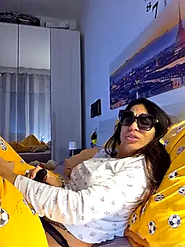 Snapshot of sexy7883 chatting on 7, 11, 2025 sexy7883 online show from 7, 11, 2025