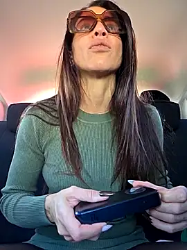 Snapshot of sexy7883 chatting on 9, 11, 2025 sexy7883 online show from 9, 11, 2025