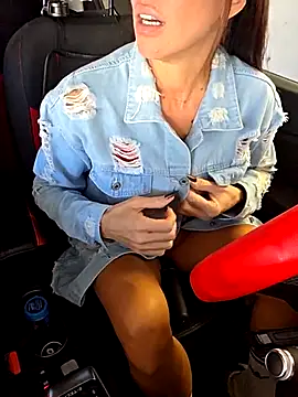 Snapshot of sexy7883 chatting on 17, 11, 2025 sexy7883 online show from 17, 11, 2025