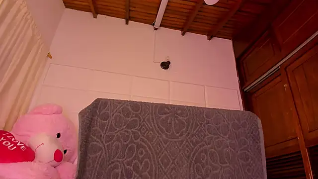 Snapshot of Gabby_Haze chatting on 3, 3, 2026 Gabby Haze online show from 3, 3, 2026