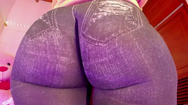 Snapshot of Gabby_Haze chatting on 27, 3, 2026 Gabby Haze online show from 27, 3, 2026