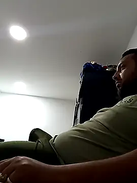 Snapshot of angelitocalientico chatting on 1, 10, 2025 angelitocalientico online show from 1, 10, 2025