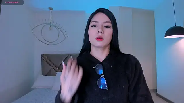 LaurentConnor online show from 6, 2, 2026