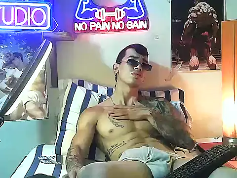 Strongcockfitness online show from 8, 10, 2025