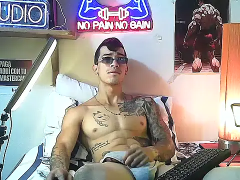 Strongcockfitness online show from 11, 10, 2025