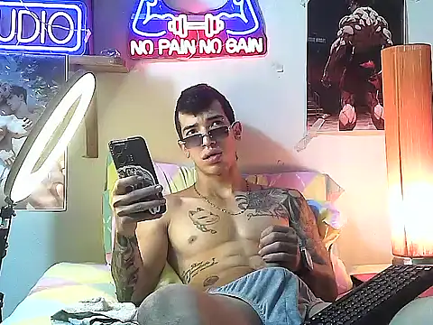 Strongcockfitness online show from 22, 10, 2025