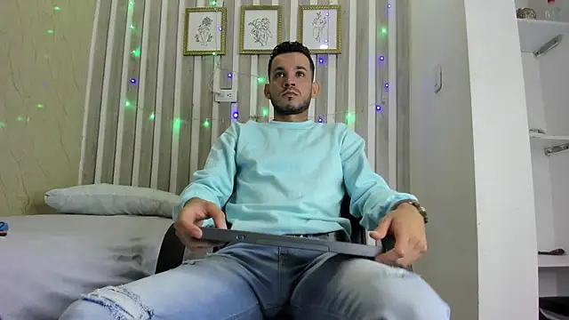 EthanGrey online show from 25, 3, 2026