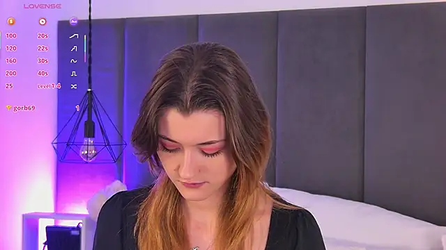 Snapshot of LillySvon chatting on 16, 1, 2026 LillySvon online show from 16, 1, 2026