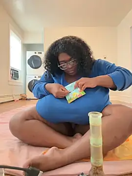 Snapshot of bunbun420247 chatting on 13, 10, 2025 bunbun420247 online show from 13, 10, 2025