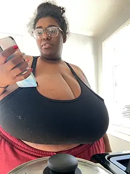 Snapshot of bunbun420247 chatting on 21, 10, 2025 bunbun420247 online show from 21, 10, 2025