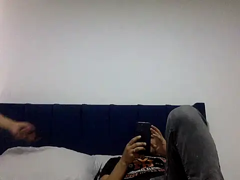 Snapshot of KianxxTeach chatting on 6, 11, 2025 KianxxTeach online show from 6, 11, 2025