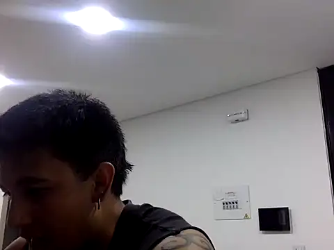 Snapshot of KianxxTeach chatting on 16, 4, 2026 KianxxTeach online show from 16, 4, 2026