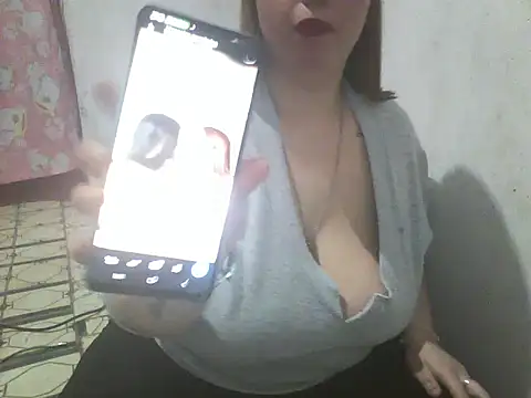 Snapshot of bellita13 chatting on 13, 9, 2025 bellita13 online show from 13, 9, 2025