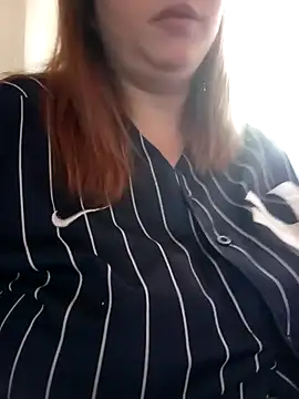 Snapshot of bellita13 chatting on 7, 10, 2025 bellita13 online show from 7, 10, 2025