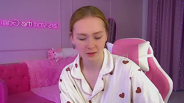 AgataFoxley online show from 6, 10, 2025