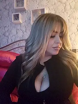 Amber EyesX online show from 18, 10, 2025