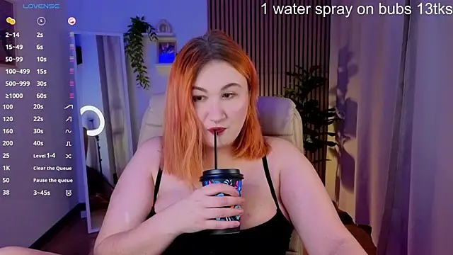 laura palmerr online show from 27, 11, 2025