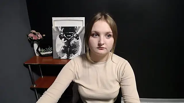 Mystic nikole online show from 6, 10, 2025